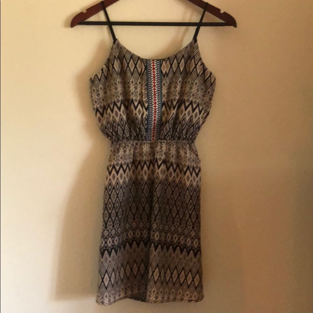 Patterned dress Size S